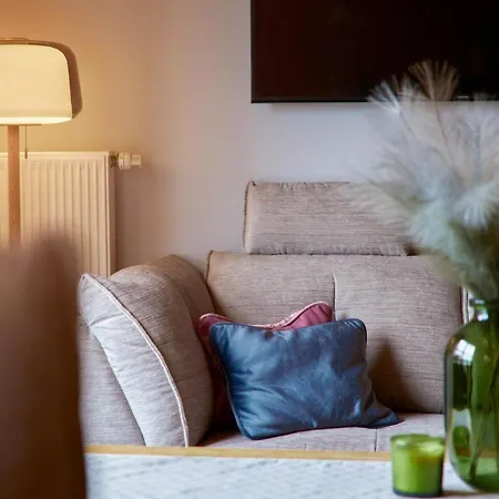 Nad Jeziorem Apartment