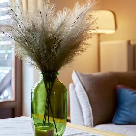 Nad Jeziorem Apartament *